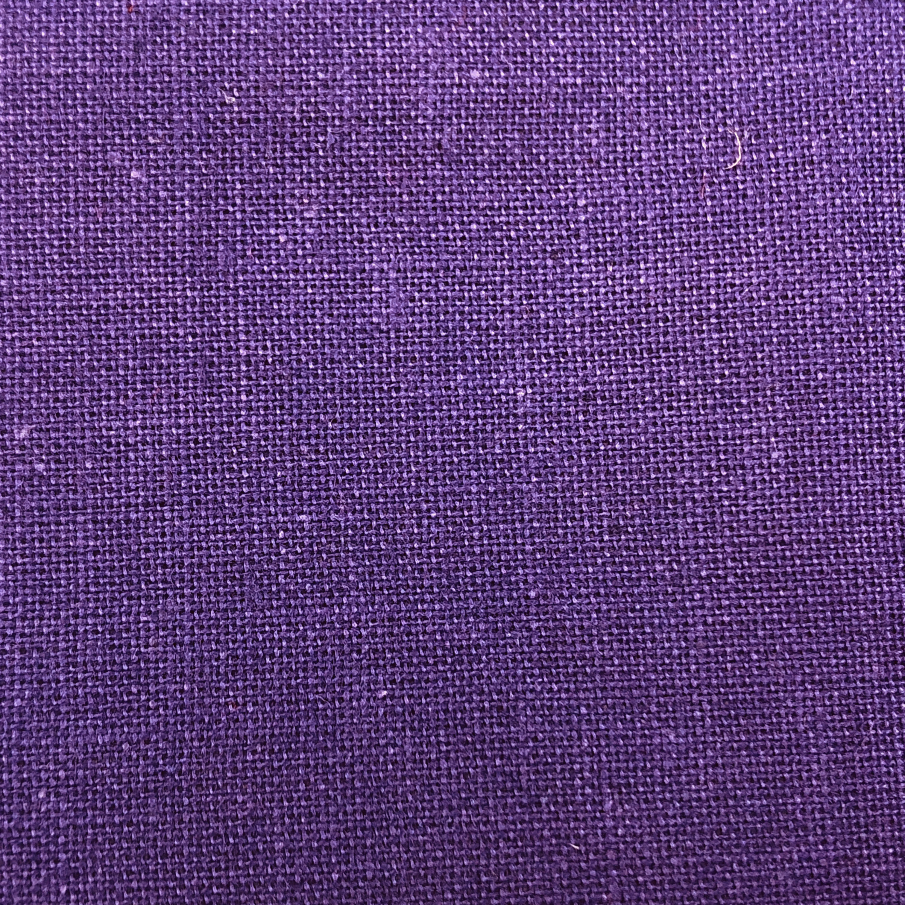 Мебельная ткань фиолетового цвета